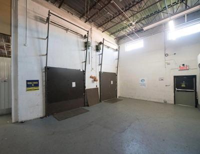 Storage Units at Montreal Mini Storage - ANJOU - 7761 Rue Jarry Est , Montreal, QC